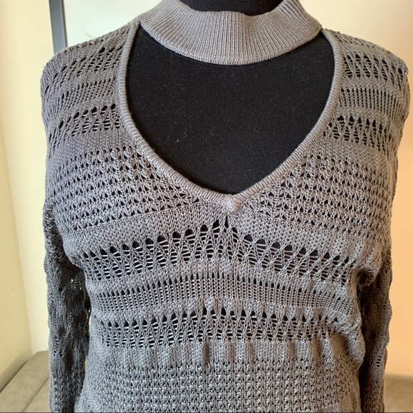 Grey sweater - Picture 5 of 10